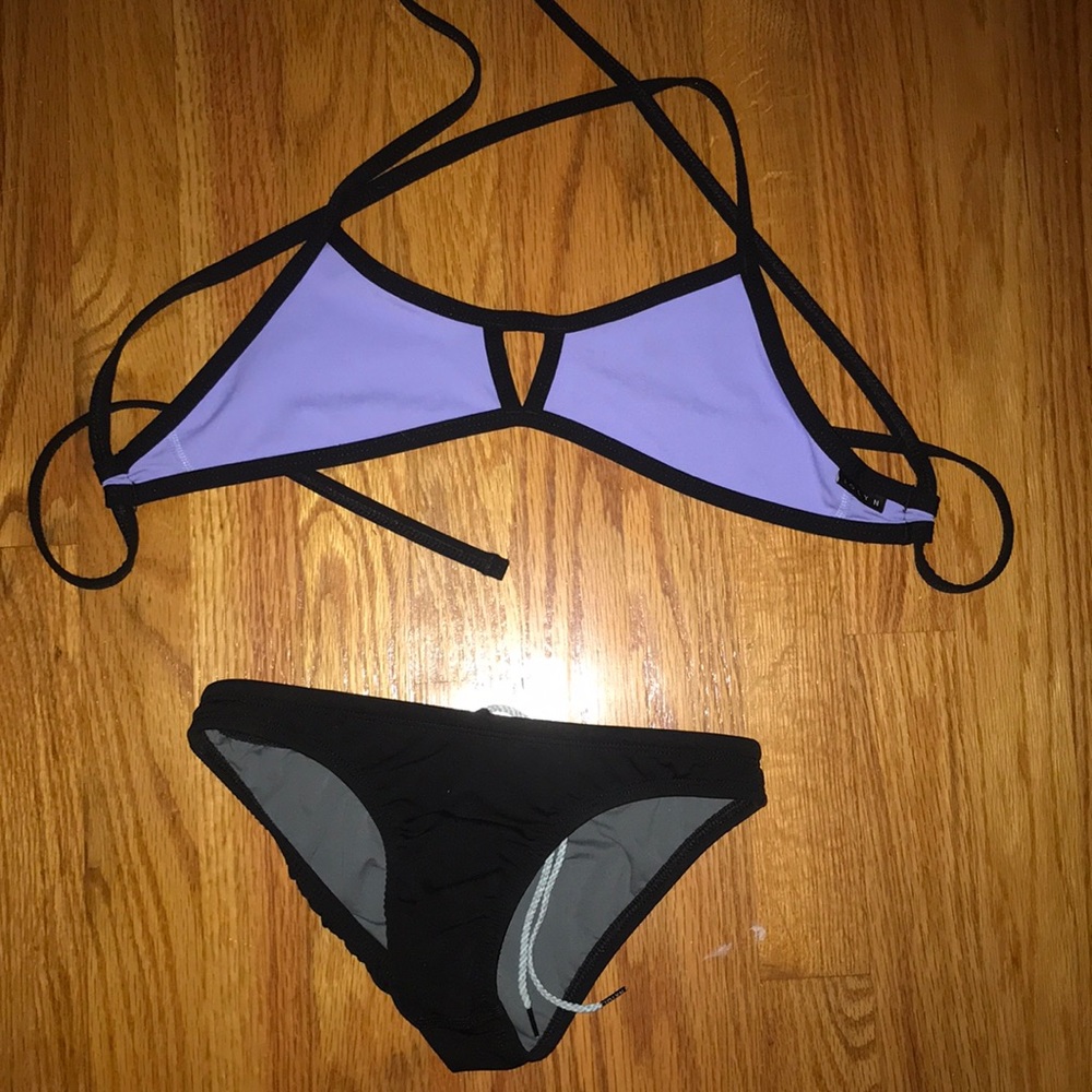 Jolyn bikini